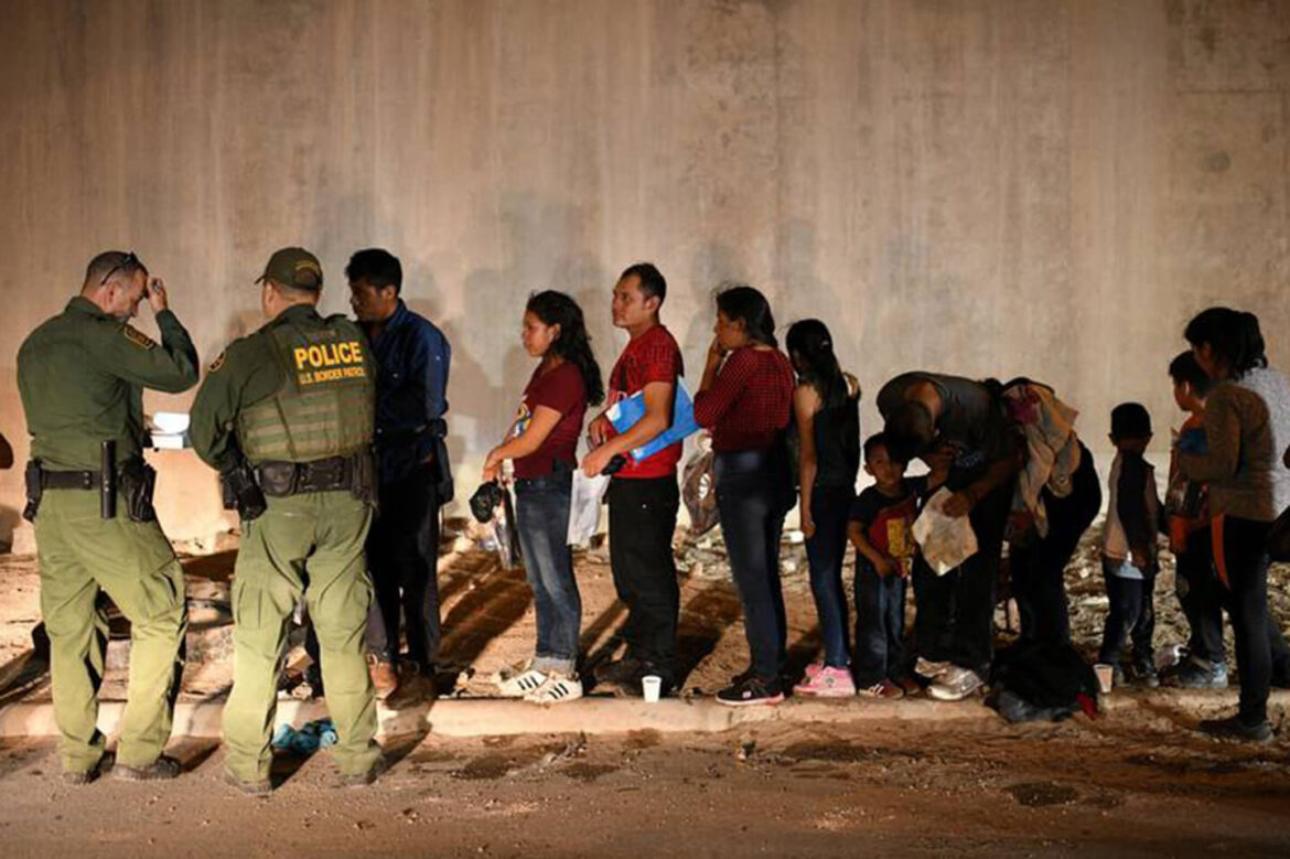 Trabalhadores brasileiros em obra nos Estados Unidos